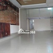 Cho thuê nhà mặt tiền Phạm Văn Đồng P13, Bình Thạnh, 4,2x14m,1 trệt 1 gác, 11tr